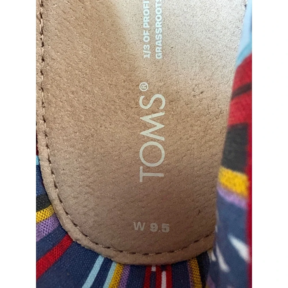 TOMS Womens Alpargata Red Canvas Slip On Loafers Shoes Size 9.5 NWT